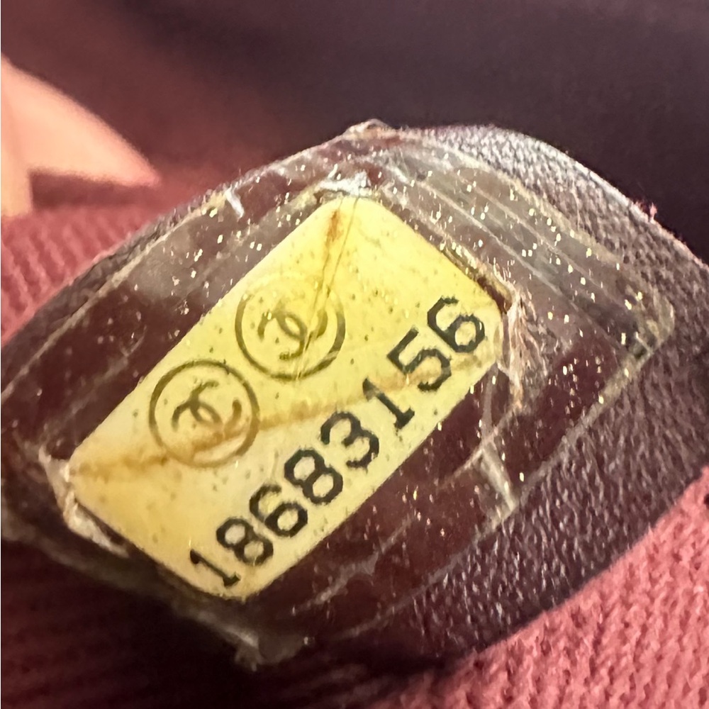 Gorgeous red Chanel Boy bag for Mikey - Picture 2 of 16